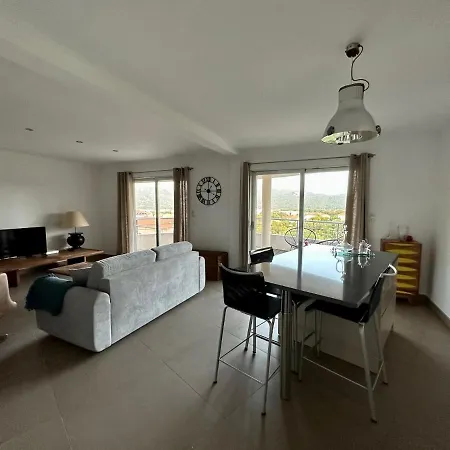 Vecchio Spacieux 100 M2 Vue